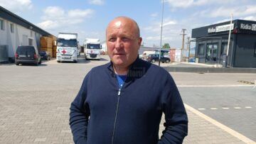 Adrian Frunză este comisionar vamal în Dornești