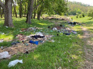 Zeci de tone de gunoaie adunate la acțiunea de ecologizare ”Lăsați pământul să respire!”