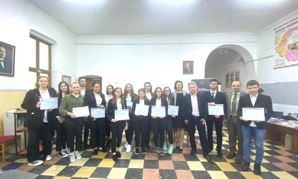 Premierea olimpicilor la istorie