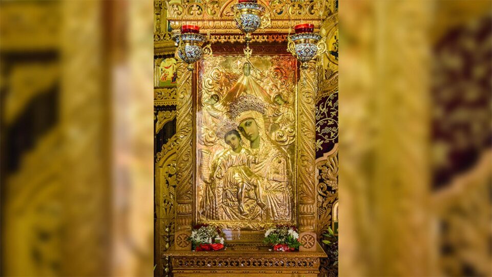 Icoana făcătoare de minuni a Maicii Domnului „Axionița” de la Mănăstirea Hadâmbu
