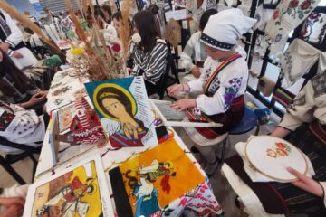 Zeci de elevi talentați au participat la Olimpiada „Meșteșugurilor Artistice Tradiționale”, faza județeană