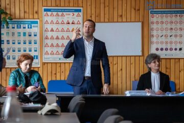 Viceprimarul Lucian Harșovschi, prezent la o parte dintre ședințele asociațiilor de proprietari din Suceava