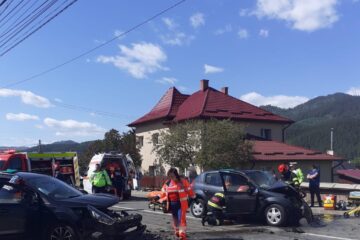 Impact violent, la intrarea în Câmpulung dinspre Vama