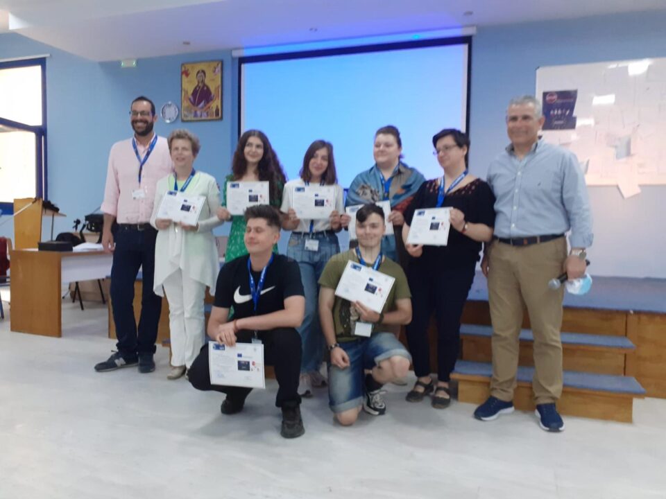 Schimb de experiență în Grecia, pentru prevenirea bullyingului, la care au participat mai mulți elevi și profesori de la Colegiul de Artă Suceava