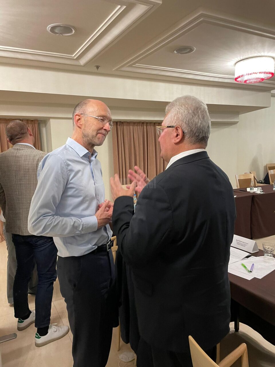 Primarul Sucevei, Ion Lungu și reprezentantul Comisiei Europene, Matthew Baldwin