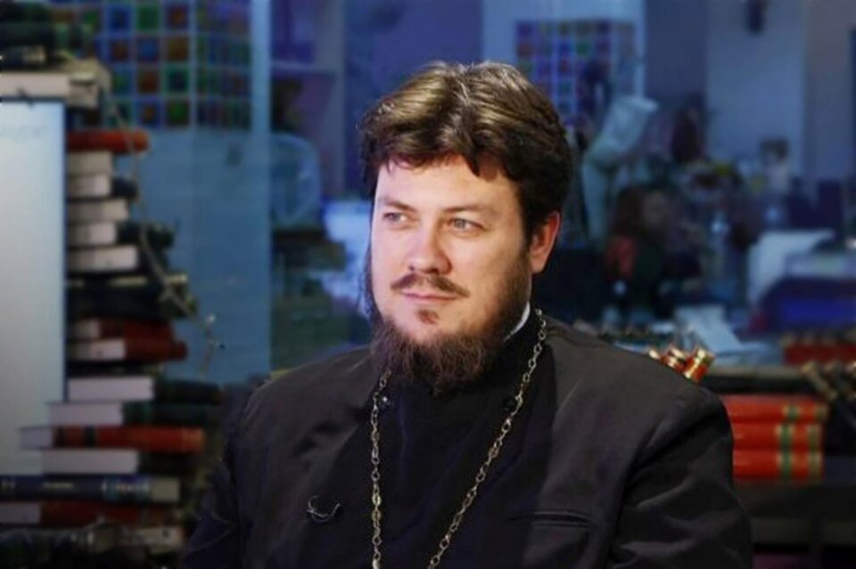 Mergem la duhovnic sau la psiholog?