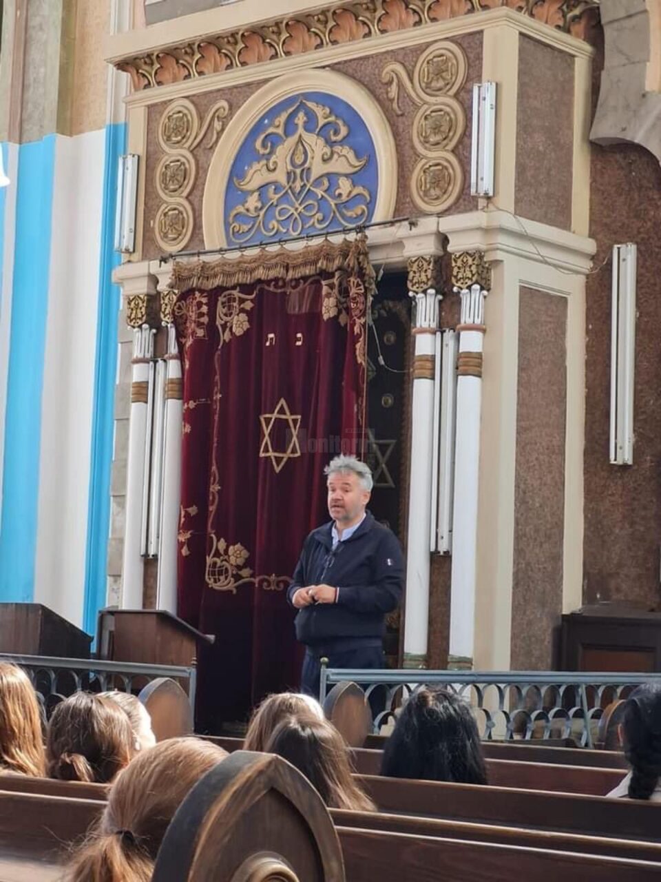 Colegiul „Eudoxiu Hurmuzachi” continuă seria de activități culturale dedicate sărbătoririi a 150 de ani de existență cu „Lecție de toleranță” Colegiul „Eudoxiu Hurmuzachi” continuă seria de activități culturale dedicate sărbătoririi a 150 de ani de existență cu „Lecție de toleranță”