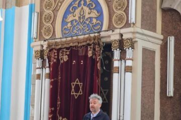 Colegiul „Eudoxiu Hurmuzachi” continuă seria de activități culturale dedicate sărbătoririi a 150 de ani de existență cu „Lecție de toleranță”
