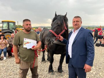 Premiul III - Calul Igor, proprietar Dragoș Dumitrescu FOTO Florin Lungu