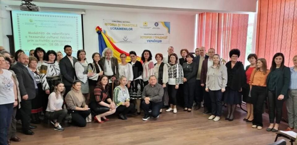 „Identitate culturală în tradițiile și obiceiurile poporului român”, proiect inițiat de Casa Corpului Didactic „Identitate culturală în tradițiile și obiceiurile poporului român”, proiect inițiat de Casa Corpului Didactic
