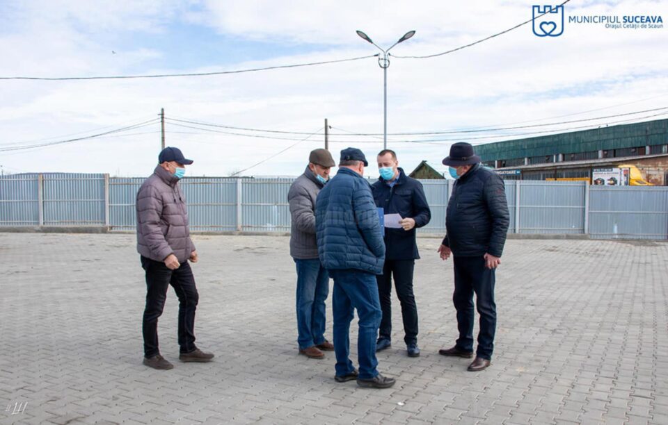 Parcarea Bazarului Sucevei a fost modernizată, urmează încălzirea