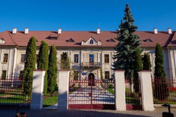 Sesiune de informare privind violența bazată pe gen, la Colegiul „Eudoxiu Hurmuzachi” Rădăuți