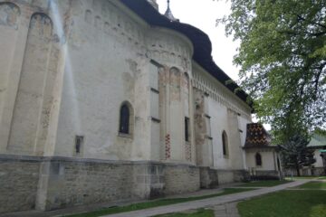 Programul liturgic cu ocazia sărbătorii Sfântului Mare Mucenic Ioan cel Nou de la Suceava