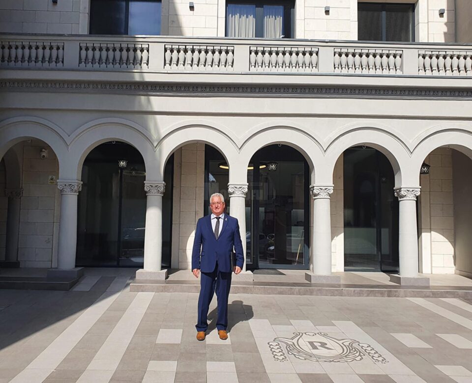 Primarul Sucevei a mers la Ministerul Dezvoltării și la Compania Națională de Investiții, pentru a vedea stadiul proiectelor demarate Primarul Sucevei a mers la Ministerul Dezvoltării și la Compania Națională de Investiții, pentru a vedea stadiul proiectelor demarate