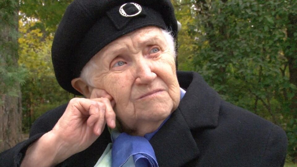 Medicul Sylvia Hoișie