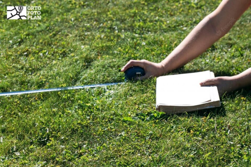 Comandă online extrasul de plan cadastral pe ortofotoplan. Iată unde și cum!