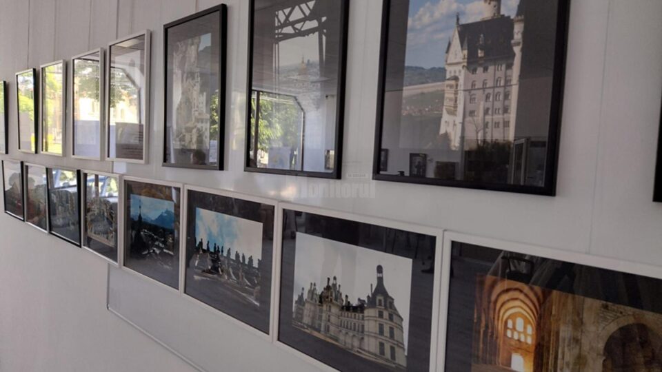 Călătorie prin marile orașe ale Europei, în cadrul expoziției de fotografie „Valori Europene”