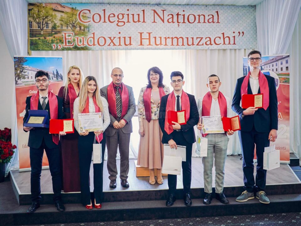 Gala Absolvenților, organizată de Colegiul Național „Eudoxiu Hurmuzachi”