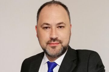 Conf. univ. dr. Ionuț Vlădescu a primit o bursă de cercetare și informare și statutul de „profesor visiting” la Universitate Oxford