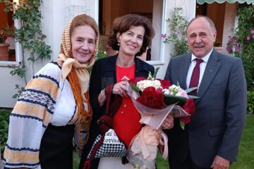 Ambasadoarea Franței în România, alături de Sofia Vicoveanca și Niculai Barbă