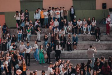 „After Twelve”, discoteca cu care elevii Colegiului „Mihai Eminescu” și-au sărbătorit absolvenții