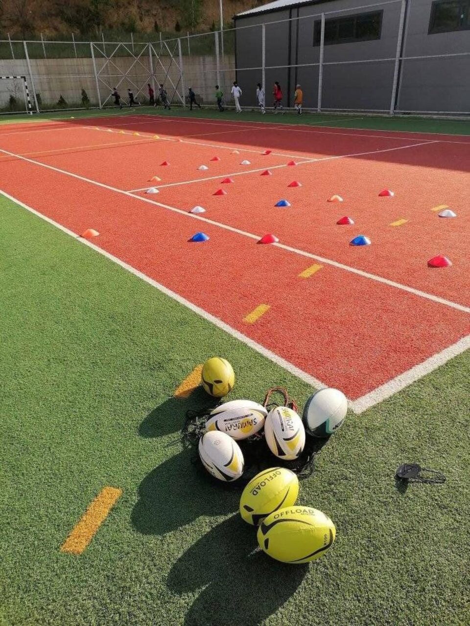 Ziua Copilului, sărbătorită de peste 500 de copii prin rugby, în cadrul a patru unități de învățământ sucevene Ziua Copilului, sărbătorită de peste 500 de copii prin rugby, în cadrul a patru unități de învățământ sucevene