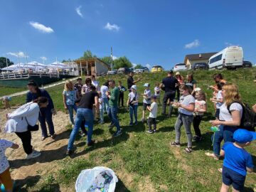 1 Iunie, sărbătorit cu aproape 30 de copii ucraineni de către voluntarii unui ONG din Suceava