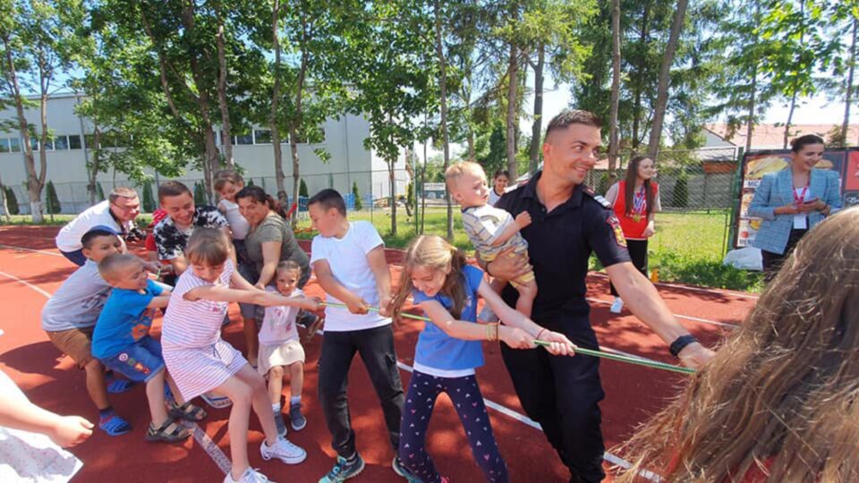 Atmosferă frumoasă pe stadionul din Rădăuți