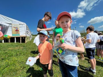 1 Iunie, sărbătorit cu aproape 30 de copii ucraineni de către voluntarii unui ONG din Suceava