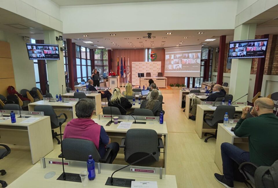 Reprezentanți ai Asociației Institutul Bucovina, prezenți în Lituania, la o conferință internațională