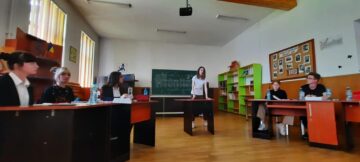 Competiție pentru aspiranții la statutul de membru al clubului „Ars Dicendi”, la Colegiul „Eudoxiu Hurmuzachi”