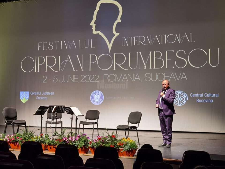 Vicepreședintele Consiliului Județean Suceava Neculai Barbă la inaugurarea Festivalului „Ciprian Porumbescu”