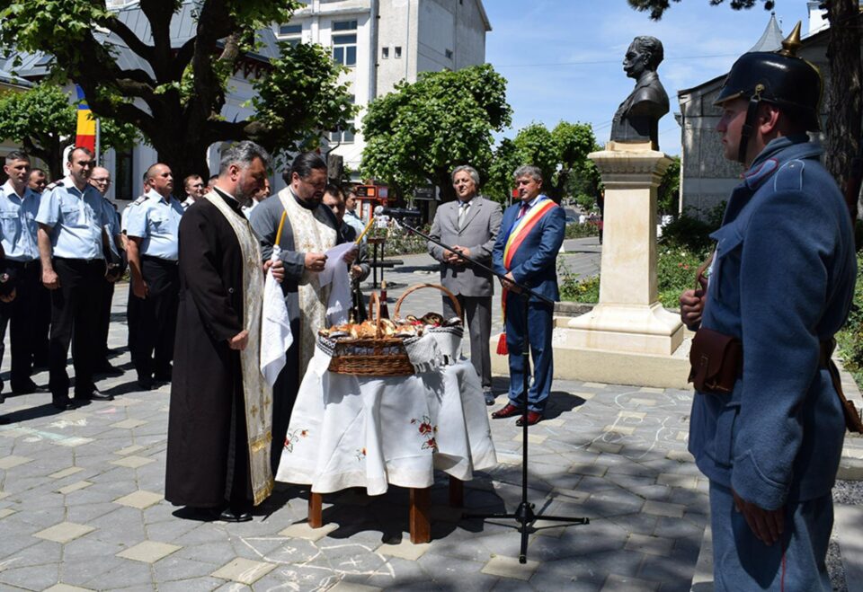 Ziua Eroilor, sărbătorită la Fălticeni