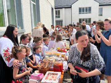 Produsele pregătite de copii și părinți s-au bucurat de succes în rândul tuturor participanților
