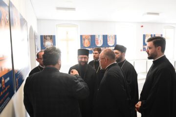 Expoziția de fotografie „Sfântul Ioan cel Nou de la Suceava – o istorie în imagini de patrimoniu mondial”, vernisată, vineri, la Muzeul Național al Bucovinei