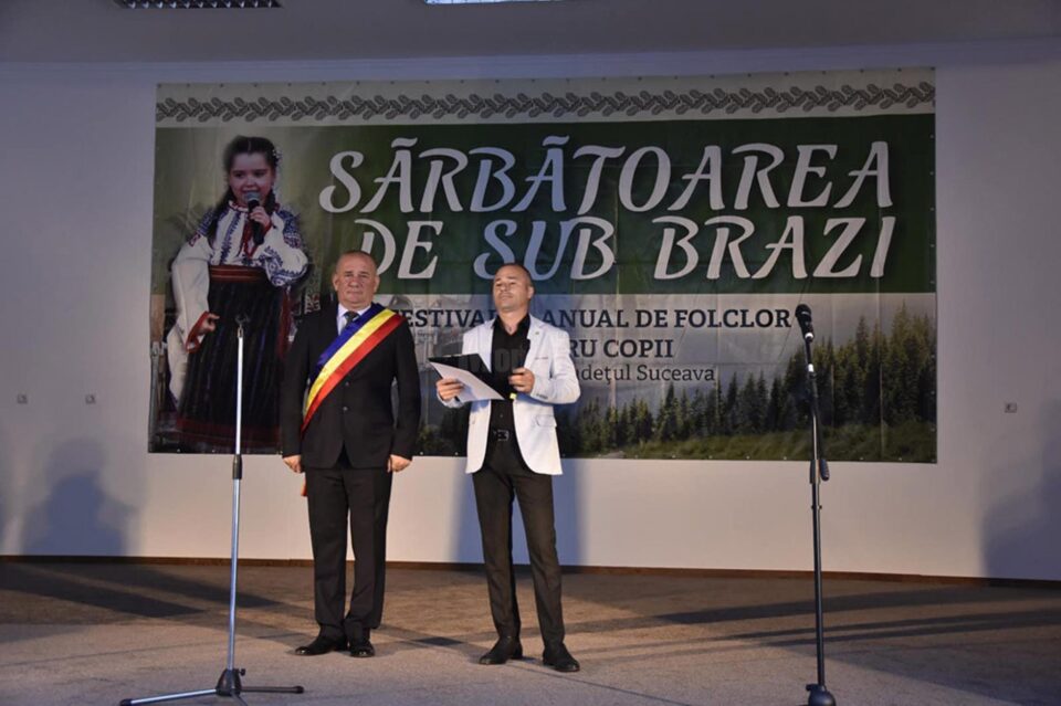 Festivalul “Sărbătoarea de sub brazi” a ajuns la ediția a 13-a