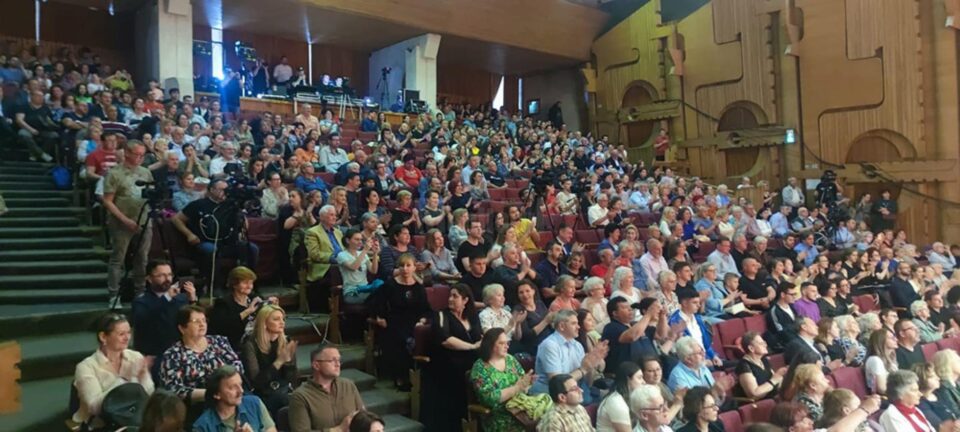 Sala plină la opereta „Crai Nou”