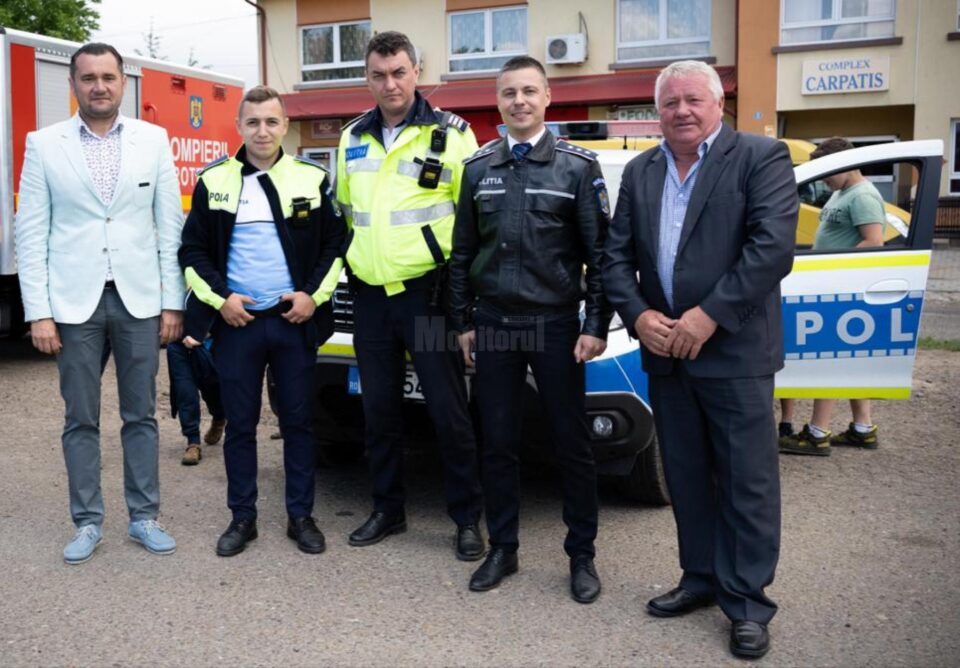 Manifestările de la Mitocu Dragomirnei au fost deschise de purtătorul de cuvânt al IPJ Suceava Manifestările de la Mitocu Dragomirnei au fost deschise de purtătorul de cuvânt al IPJ Suceava