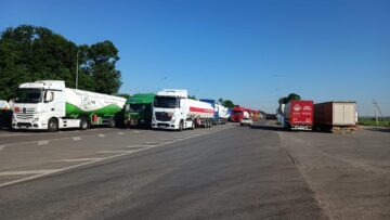 Cozi de tiruri în partea ucraineană
