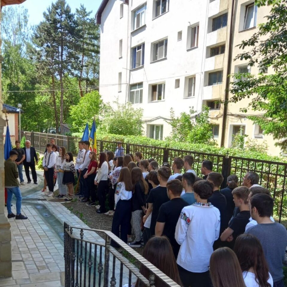 Eroii între Înălțarea Domnului și Înălțarea Spirituală a poporului român