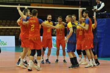 Alex Rață (nr. 13) se anunță un mare talent al voleiului romanesc