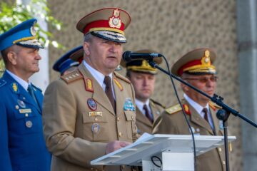 Festivitatea de absolvire a promoției 2022 – Colegiul Militar, în centrul municipiului Câmpulung Moldovenesc. Foto Laurențiu Sbiera Sorin Băltățescu Larisa Dăscălescu
