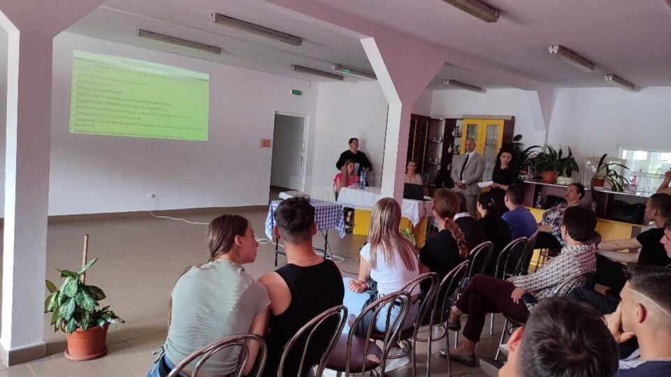 Consilierea viitorilor absolvenți de la Centrul Școlar Gura Humorului, în vederea integrării pe piața forței de muncă