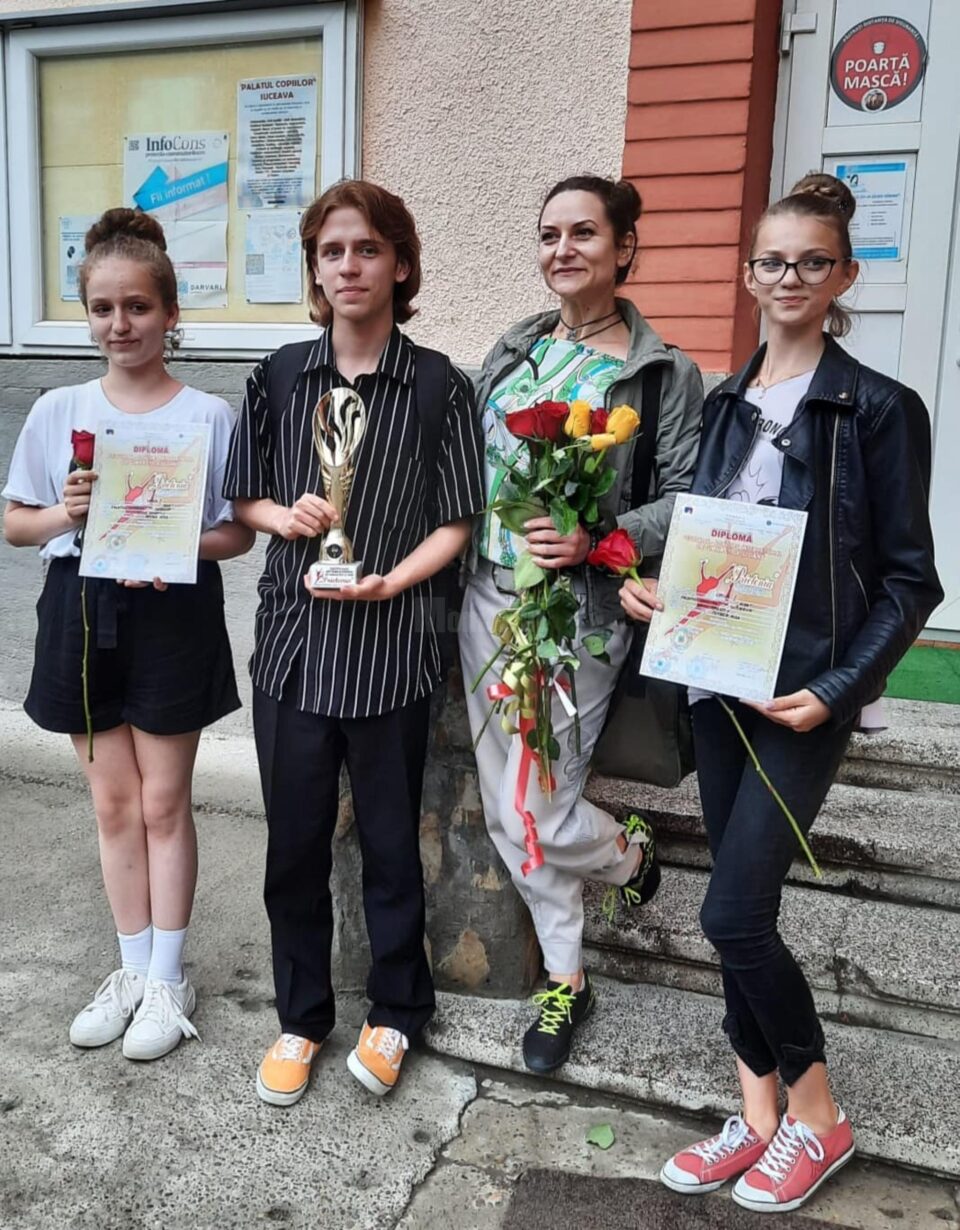 Formația de dans „Adalis” de la Palatul Copiilor Suceava, pe podium la Festivalul-Concurs Internațional de Gimnastică și Dans „Prietenia”
