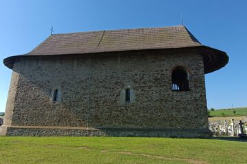 Biserica din Părhăuți este monument istoric