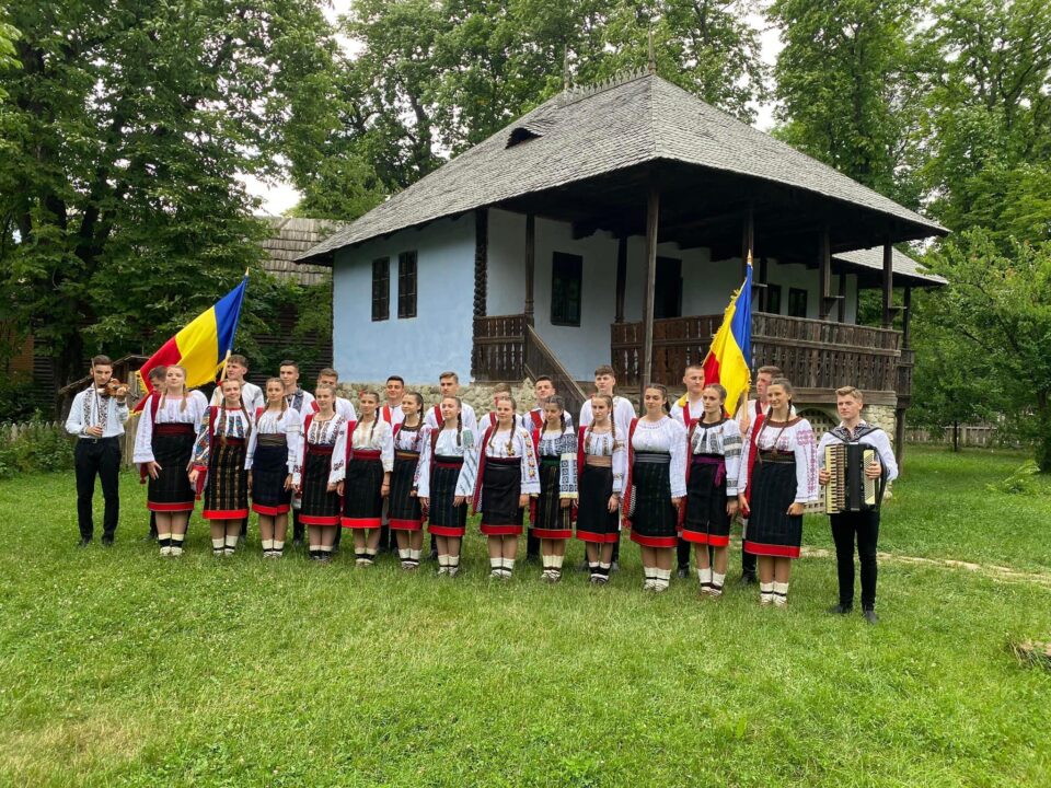 Grupul vocal-tradițional „Ai lui Ștefan, noi oșteni”