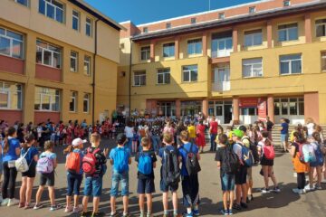 Școala de vară „Cireșarii lui Creangă”, organizată de Școala Gimnazială „Ion Creangă” Suceava