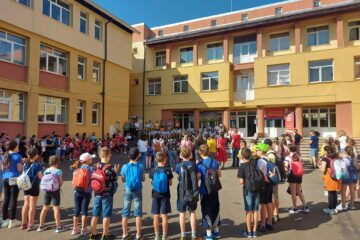 Școala de vară „Cireșarii lui Creangă”, organizată de Școala Gimnazială „Ion Creangă” Suceava