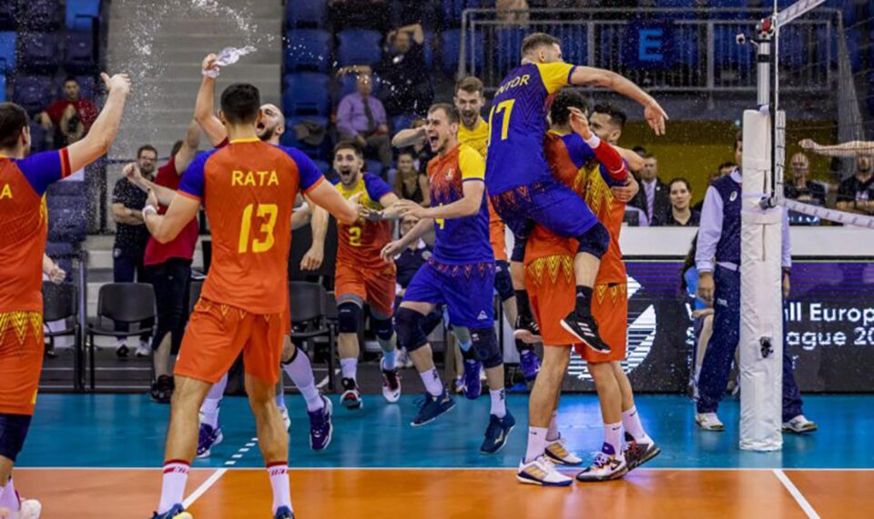 Voleibaliștii „tricolori” se bucură după câștigarea Silver League (Foto CEV)
