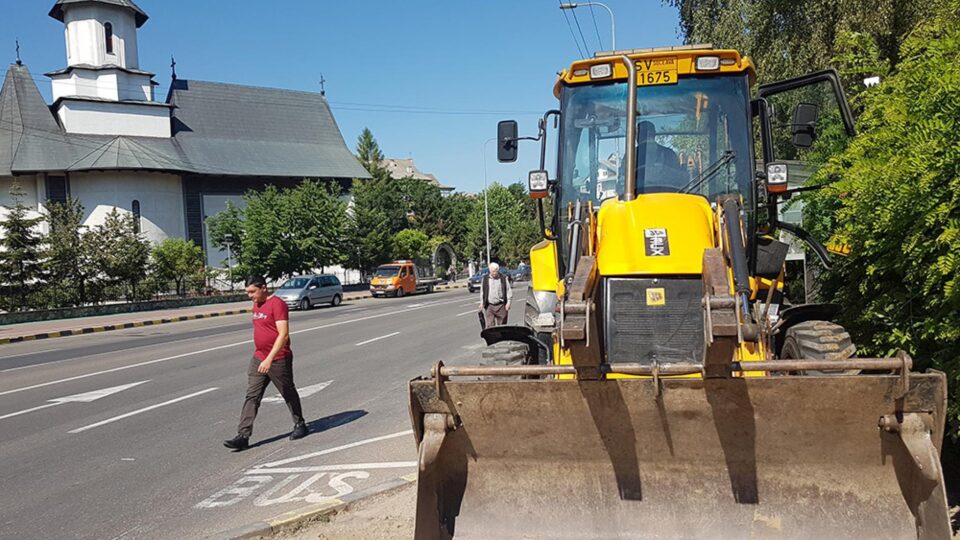 Lucrări de refacere și de îmbunătățire a sistemului actual de colectare a apelor pluviale de pe Calea Burdujeni, în zona Bisericii Sf. Andrei
